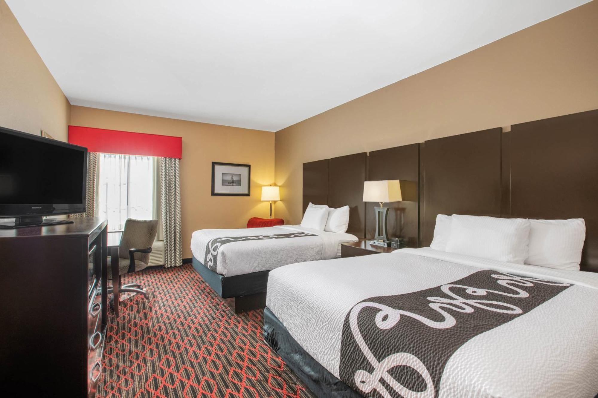 La Quinta By Wyndham Conway Hotel Exterior photo