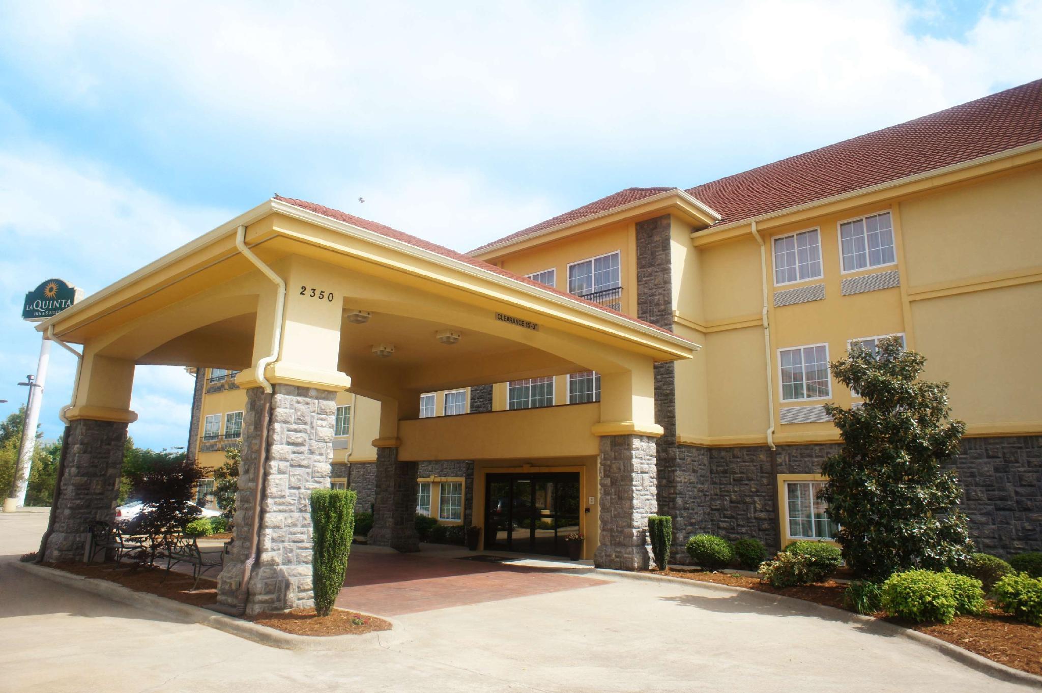 La Quinta By Wyndham Conway Hotel Exterior photo